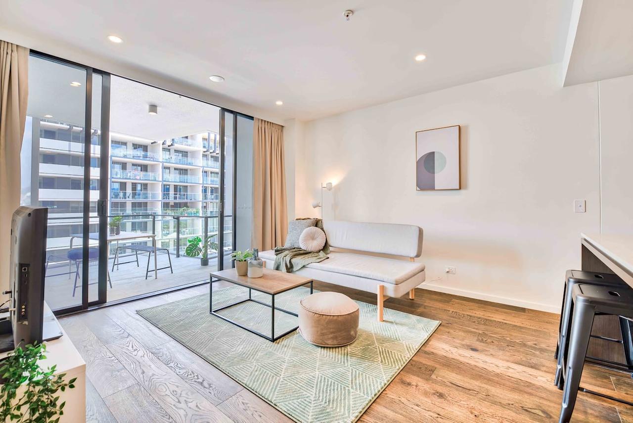 Modern Apartment With Balcony & Parking Brisbane Eksteriør billede
